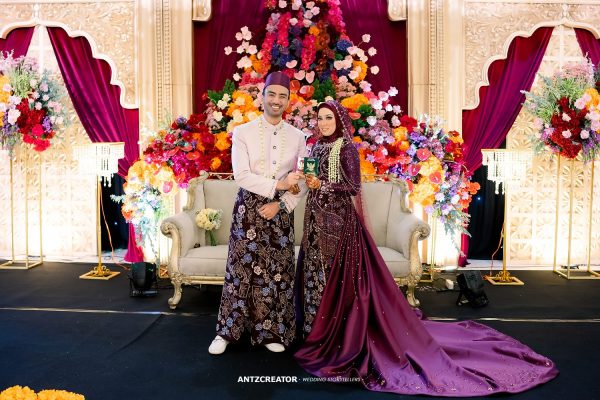 Kebaya Burgundy Amira