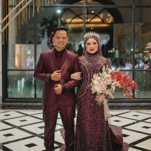Dress Burgundy Sasa