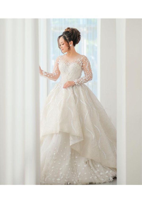 Gown Putih Hanan