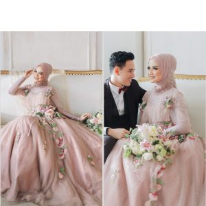 Gown Sitama