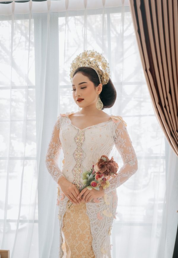 Kebaya Akad Mariposa