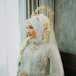 Kebaya Permata Ekor