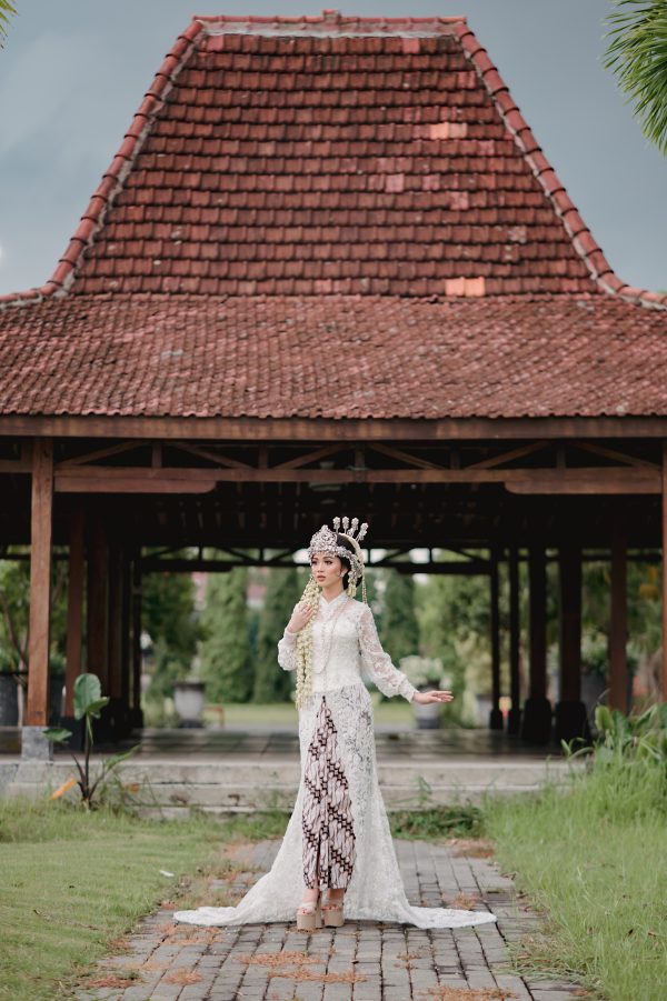 Kebaya Putri Fadila