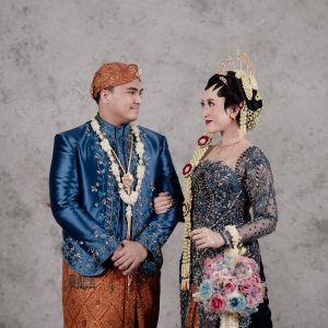 Kebaya Resepsi Devina
