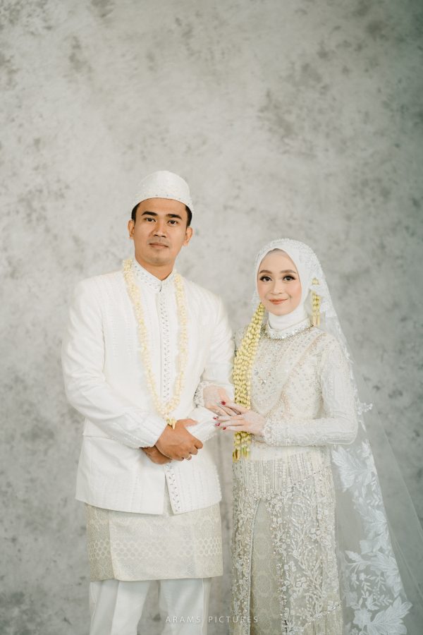 Kebaya akad caca