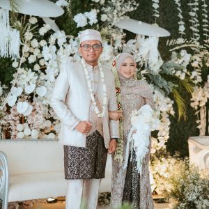 Kebaya akad milodini