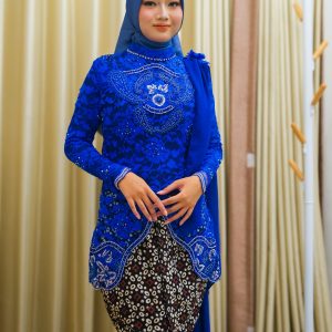 Kebaya Wisuda Electric Blue