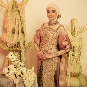 Kebaya Nude Dinda
