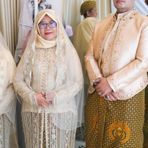 Kebaya Mama Gold Alsyah
