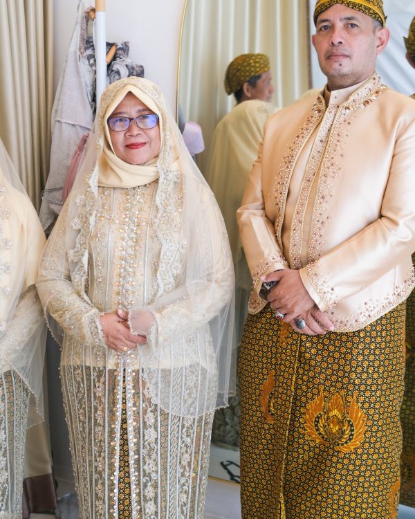 Kebaya Mama Gold Alsyah