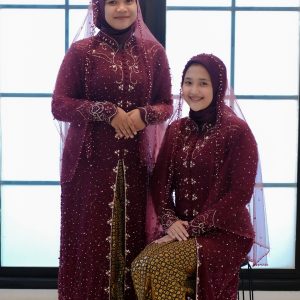 Kebaya Mama Maroon Olla