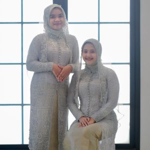 Kebaya Mama Sage Silver