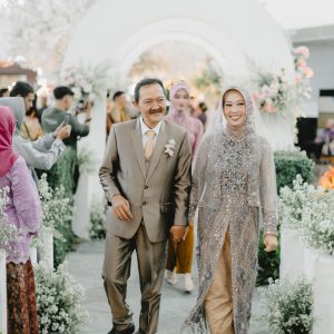 Kebaya Mama Mauve