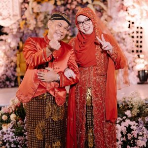 kebaya Mama Terracotta Taufiana