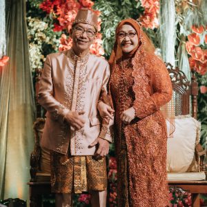 Kebaya Mama Teracotta