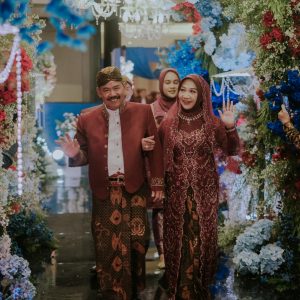 Kebaya Mama Burgundy Risnanda
