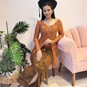 Kebaya Wisuda Vanya